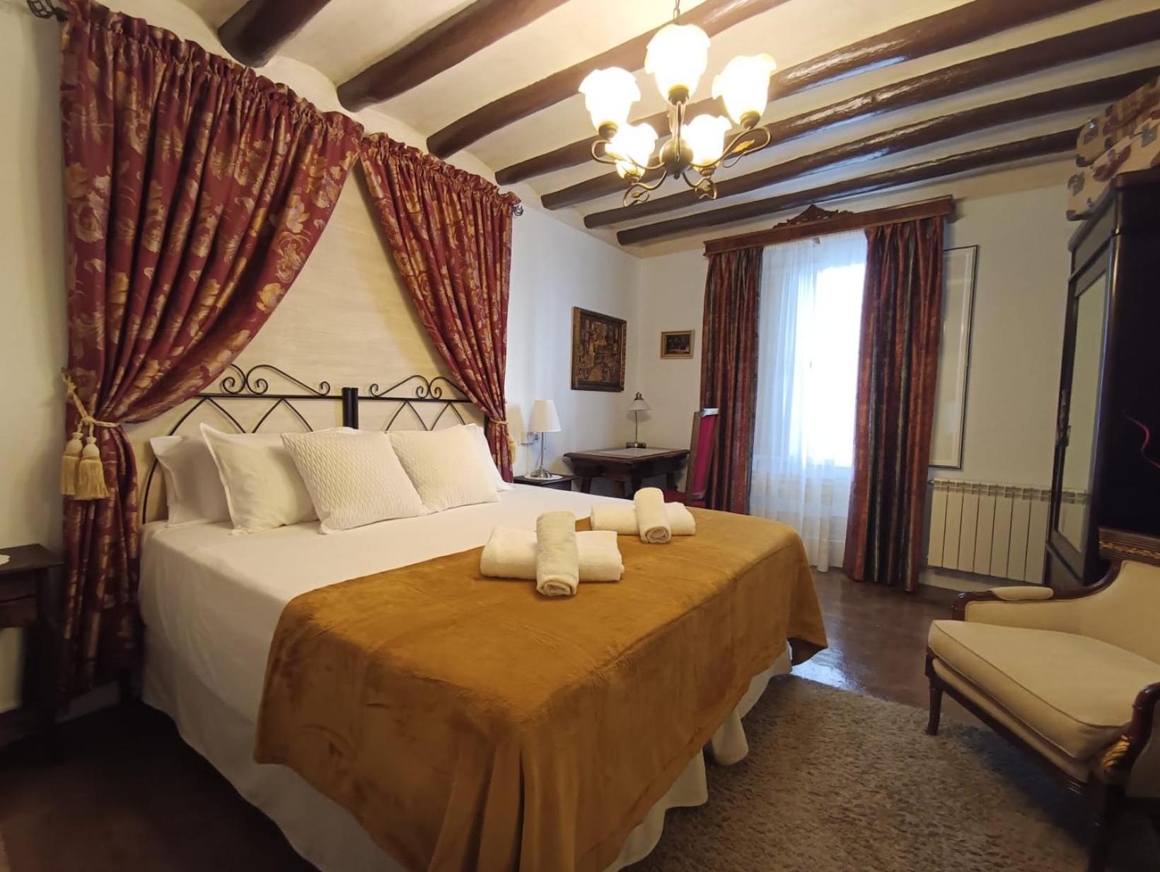 Casa Rural La Casona Urrea de Gaen Екстер'єр фото