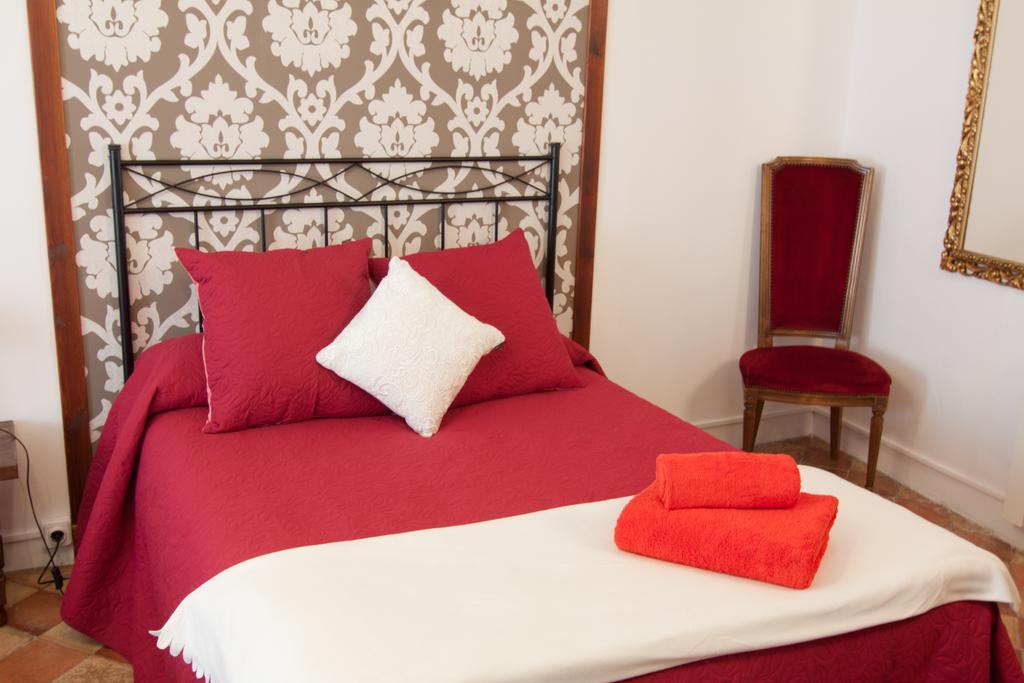 Casa Rural La Casona Urrea de Gaen Номер фото