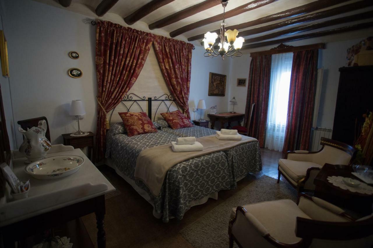 Casa Rural La Casona Urrea de Gaen Екстер'єр фото
