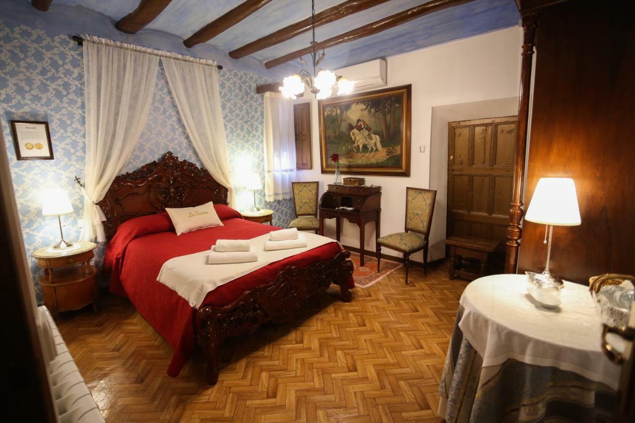 Casa Rural La Casona Urrea de Gaen Екстер'єр фото